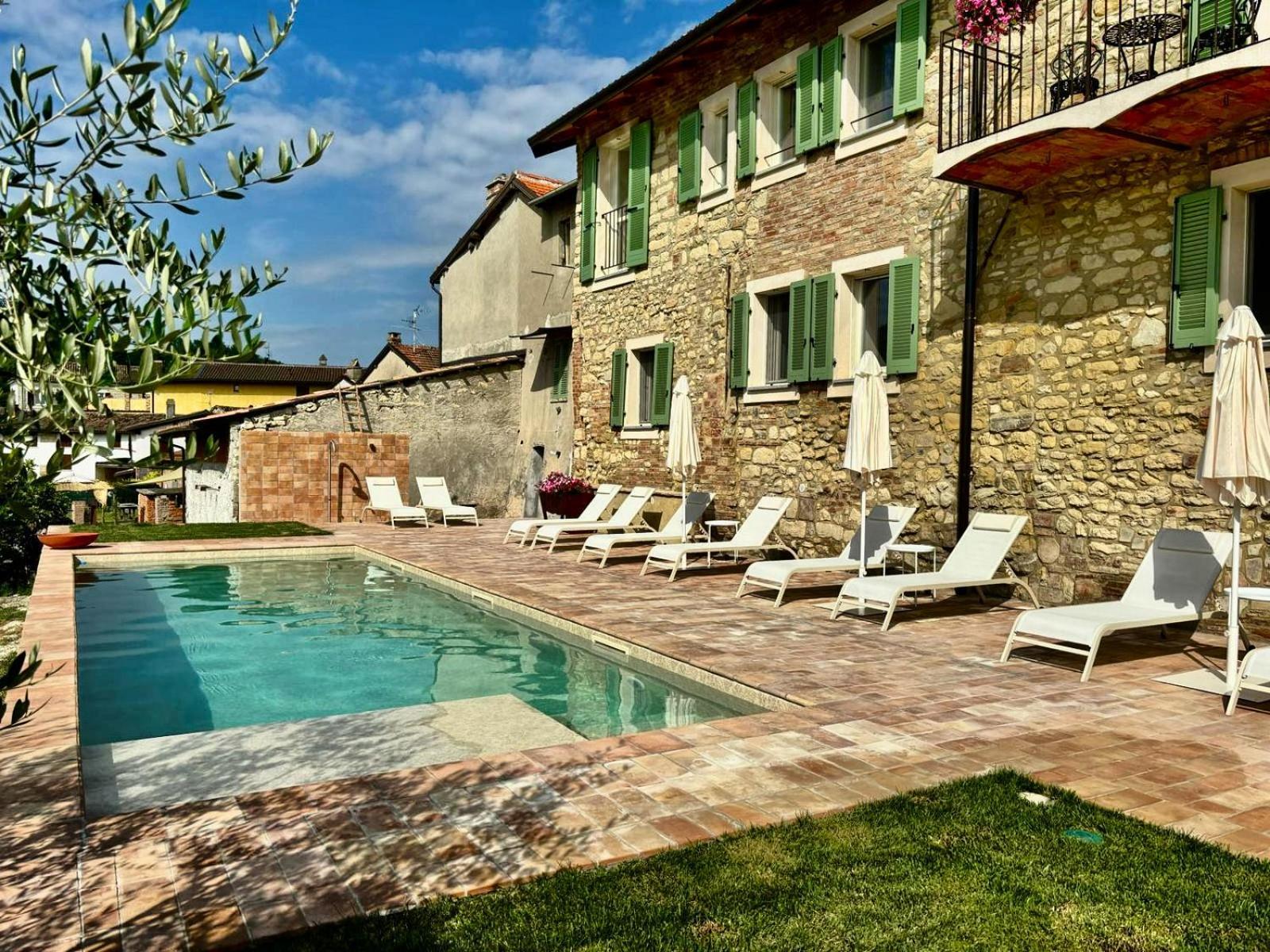 Relais Dal Cavaliere Hotel Castellino  Bagian luar foto