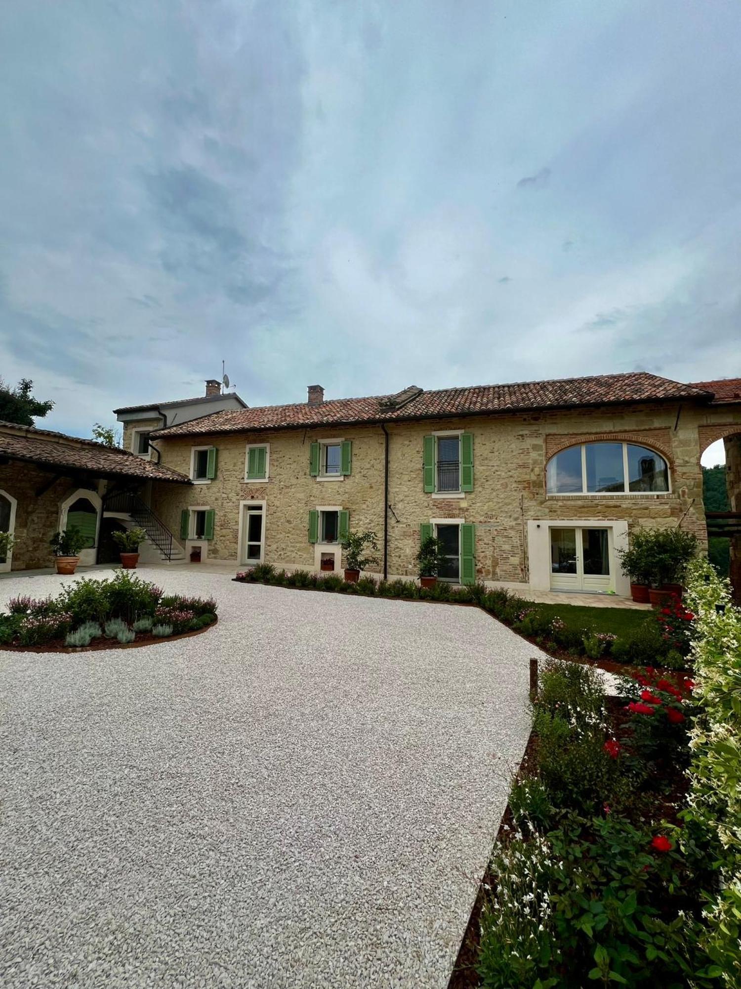 Relais Dal Cavaliere Hotel Castellino  Bagian luar foto